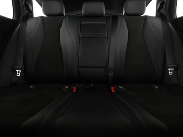 Mercedes Klasa E W213 Kombi 2.0 300de 316KM 2020 Mercedes E 200 PHEV full LED navi skóra/alcantara, zdjęcie 17