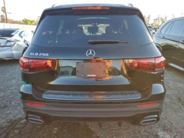 Mercedes GLB 2023 Mercedes-Benz GLB 250 2023 2.0 Benzyna 221KM, zdjęcie 2