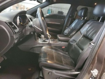 Jeep Grand Cherokee IV 2021 Jeep Grand Cherokee JEEP GRAND CHEROKEE LIMITED 5.7 Benzyna 360KM, zdjęcie 6