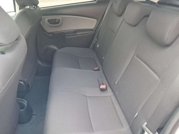 Toyota Yaris III Hatchback 5d Facelifting 1.4 D-4D 90KM 2015 Toyota Yaris Yaris 1.4 D-4D 90KM, salon Pl 1.4 Diesel 90KM, zdjęcie 10