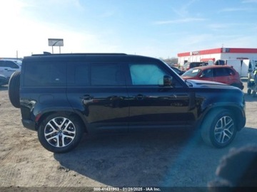 Land Rover Defender IV (L663) 2023 Land Rover Defender 110 SE 2023 3.0l 3.0 Benzyna 395KM, zdjęcie 6