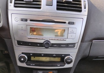 Toyota Avensis III Sedan Facelifting 1.8 Valvematic 147KM 2012 Toyota Avensis 2012r, 1.8 LPG. Uszkodzony przod. Jezdzi. 1.8 BenzynaLPG, zdjęcie 13