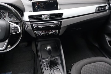 BMW X1 F48 Crossover xDrive20i 192KM 2017 BMW X1 xDrive20i, 4X4, Automat, Navi, Klima, zdjęcie 7