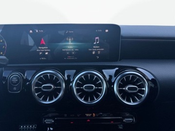 Mercedes Klasa A W177/V177 Hatchback 1.3 200 163KM 2019 Mercedes-Benz Klasa A 1.3 Benzyna 163KM, zdjęcie 20