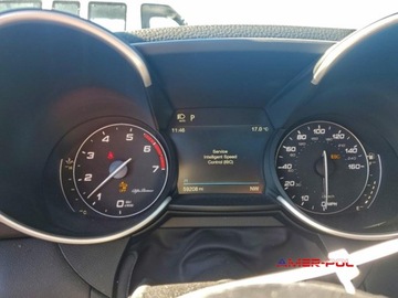 Alfa Romeo Giulia II Sedan Facelifting 2.0 Turbo 280KM 2020 Alfa Romeo Giulia 2020 r.,2,0L TI 2.0 Benzyna 280KM, zdjęcie 6