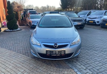 Opel Astra J Sports Tourer 1.4 Turbo ECOTEC 120KM 2011 Opel Astra Opel Astra 1.4 Benzyna 120KM, zdjęcie 1