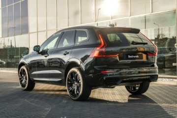 Volvo XC60 II Crossover Plug-in Facelifting 2025 2.0 T8 Plug-in hybrid 455KM 2026 Volvo XC 60 Ultra Black Edition T8 AWD plug-in, zdjęcie 4