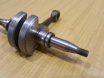 ШАТУН КОЛЕНВАЛА OLEO-MAC 244 F