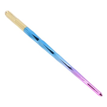 Красочная ручка для микроблейдинга ручной работы.