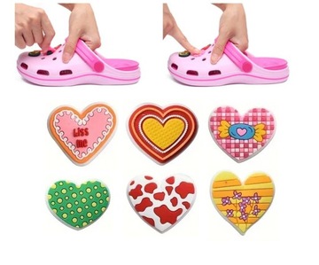 PRZYPINKI PIN ozdoby DO BUTÓW typu KROKS CROCS serduszka serca w6 6szt