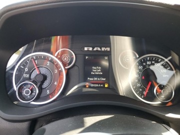  RAM 3500 Laramie 2023 6.7 Diesel 370KM, zdjęcie 9