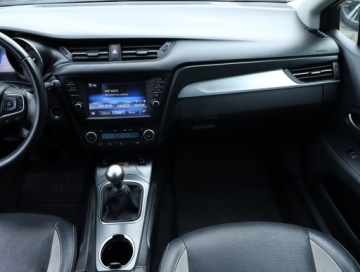 Toyota Avensis III Wagon Facelifting 2015 2.0 D-4D 143KM 2015 Toyota Avensis 2.0 D-4D, Salon Polska, Serwis ASO, zdjęcie 7