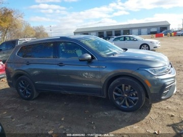 Volkswagen Tiguan II 2022 Volkswagen Tiguan 2022r., 2.0L 2.0 Benzyna 184KM, zdjęcie 4