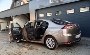 Renault Laguna III Hatchback 2.0T 16v 170KM 2011 Renault Laguna Renault Laguna 2.0 TCe 170 Initiale 2.0 Benzyna 170KM, zdjęcie 35