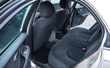 Rover 75 Sedan 2.0 V6 150KM 1999 Rover 75 Tempomat , Dwustrefowa klimatyzacja , wielofunkcyjna kierownica, zdjęcie 8