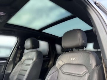 Volkswagen Touareg III SUV 3.0 V6 SCR TDI 286KM 2018 Volkswagen Touareg R-Line DCC Matrix LED Tempomat ACC Panorama Serwis, zdjęcie 11