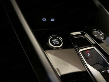 Audi A3 8Y Sportback Facelifting 1.5 35 TFSI 150KM 2025 AUDI A3 35 TFSI S Line Sportback Hatchback 1.5 (150KM) 2025, zdjęcie 13