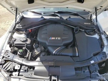 BMW Seria 3 E90-91-92-93 2011 BMW M3 2011 4.0l 4.0 Benzyna 414KM, zdjęcie 6