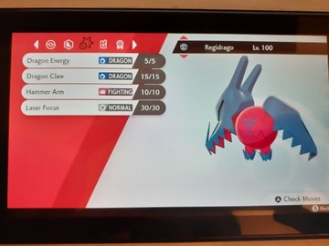 Legendarny Pokemon Shiny Regidrago Sword/Shield