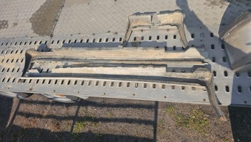 Спойлер M technic BMW e30 SEDAN, узкий фонарь