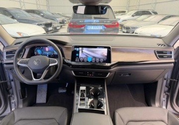 Volkswagen 2024 Volkswagen Atlas 4x4 ATLAS 2.0 BENZ 270 KM 2024r 17.000 KM 7 OSOB Warsz, zdjęcie 8