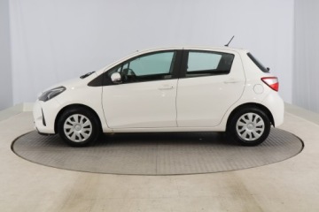 Toyota Yaris III Hatchback 5d Facelifting 2017 1.0 VVT-i 72KM 2019 Toyota Yaris 1.0 VVT-i, Salon Polska, Serwis ASO, zdjęcie 2