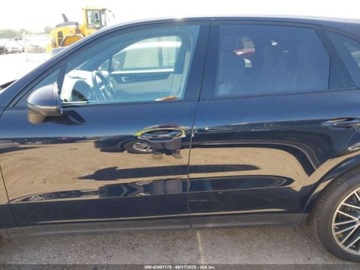 Porsche Cayenne III 2023 Porsche Cayenne Platinum Edition 2023 3.0l 3.0 Benzyna 335KM, zdjęcie 2