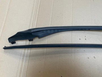 НАКЛАДКА ПЕРЕДНЕГО ОКНА ПРАВАЯ VOLVO S60 II 2008-2013 гг.