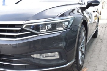 Volkswagen Passat B8 Variant Facelifting 1.5 TSI EVO 150KM 2022 Volkswagen Passat Variant SalonPL 1.5 TSI 150KM DSG Combi HAK Elegance pod, zdjęcie 37