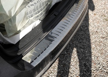 Накладка на бампер Volkswagen Passat B7 3C KOMBI