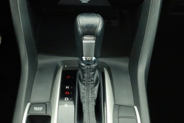 Honda Civic X Sedan 4d Facelifting 1.5 VTEC TURBO 182KM 2019 Honda Civic 1.5 VTEC, Salon Polska, 1. Właściciel, zdjęcie 11