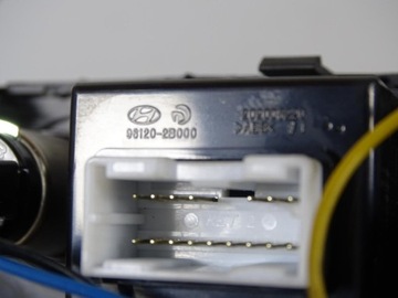 HNÍZDO AUX USB IPOD KIA PRO CEED I 3D 5D 2006-2012