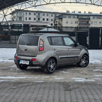 Kia Soul I Crossover 1.6 CRDI VGT 128KM 2009 Kia Soul I 1.6 CRDI Attract, zdjęcie 15