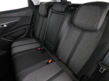 Peugeot 3008 II Crossover 1.2 PureTech 130KM 2019 Peugeot 3008 automat full LED półskóra virtual, zdjęcie 15