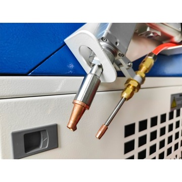 РУЧНОЙ ВОЛОКОННЫЙ ЛАЗЕРНЫЙ СВАРОЧНЫЙ АППАРАТ 1500ВТ