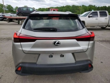 Lexus UX 2019 Lexus UX 200 FWD, 2019r., 2.0L 2.0 Benzyna 169KM, zdjęcie 2