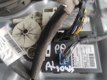 30710157 MOTOREK OKNO PRAVÝ PŘEDNÍ VOLVO V50