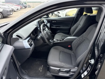 Toyota C-HR I Crossover Facelifting 1.8 Hybrid 122KM 2020 Toyota C-HR 1.8 Hybrid Style 1.8 Hybrid Style, zdjęcie 12