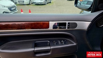 Volkswagen Touareg I 5.0 V10 TDI 313KM 2004 Volkswagen Touareg Zarejestrowany 4.9 Diesel 312KM, zdjęcie 18