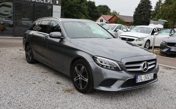 Mercedes Klasa C W205 Kombi Facelifting 1.6 200d 160KM 2018 Mercedes-Benz Klasa C LED, Czujniki Kamer, NAVI, Grzane el. reg. , Fotele, zdjęcie 1