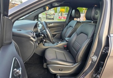 Mercedes Klasa B W246 Sports Tourer 200 BlueEFFICIENCY 156KM 2015 Mercedes-Benz Klasa B 1.6Benzynaniski przebiegZarejestrowana w Polsce 1.6, zdjęcie 13