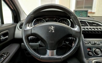 Peugeot 3008 I Crossover Facelifting 1.2 PureTech 130KM 2016 Peugeot 3008 Filmik VIDEO Head UP Panorama Navi Kamera Cofania 1.2 130KM, zdjęcie 10