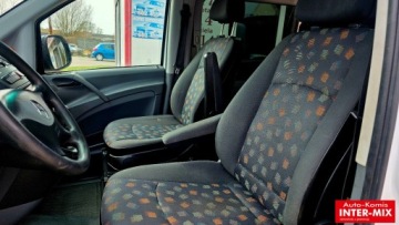 Mercedes Vito W639 2005 Mercedes-Benz Vito Brygadowka 5 osob 2.1 Diesel 109KM, zdjęcie 16