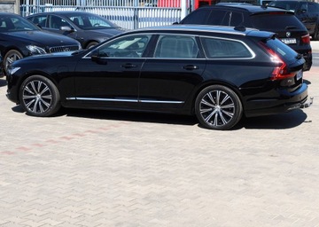 Volvo V90 II Plug-In Facelifting 2.0 T6 Plug-In Hybrid 350KM 2023 Volvo V90 T6 350ps Plus Bright Harman ACC pamięć Hak Komforty Winter Pro 19, zdjęcie 36