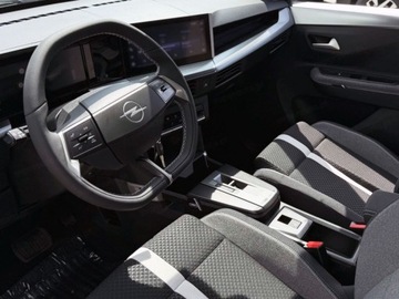 Opel Frontera C SUV Electric Elektryczny 44kWh 113KM 2025 Od ręki - GS 44kWh e113KM, zdjęcie 6