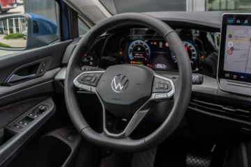 Volkswagen Golf VIII Variant 1.5 eTSI 150KM 2024 Volkswagen Golf Variant Style 1.5 eTSI 150 KM DSG, zdjęcie 24