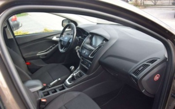 Ford Focus III Kombi Facelifting 1.5 TDCi 120KM 2016 Ford Focus 1.5D 2016r Duza Navi PDC 167 TYS KM Oryginal Lakier Sprowadzony, zdjęcie 26