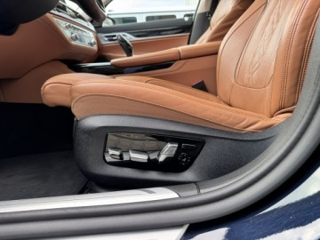 BMW Seria 7 G11-G12 Sedan 730d 265KM 2019 BMW 730 265 KM. Bezwypadkowy. Pełna opcja., zdjęcie 31
