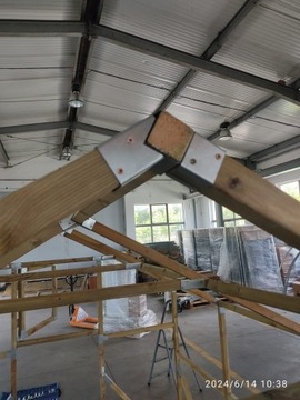 Деревянная садовая теплица