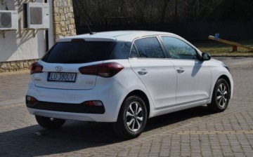 Hyundai i20 II Hatchback 5d Facelifting 1.0 T-GDi 100KM 2020 Hyundai i20 GWARANCJA, 2020r, Benzyna, Maly przebieg, Bogate wyposazenie, zdjęcie 2